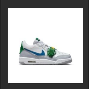 Nike White and Blue Sneakers with Classic Silhouette